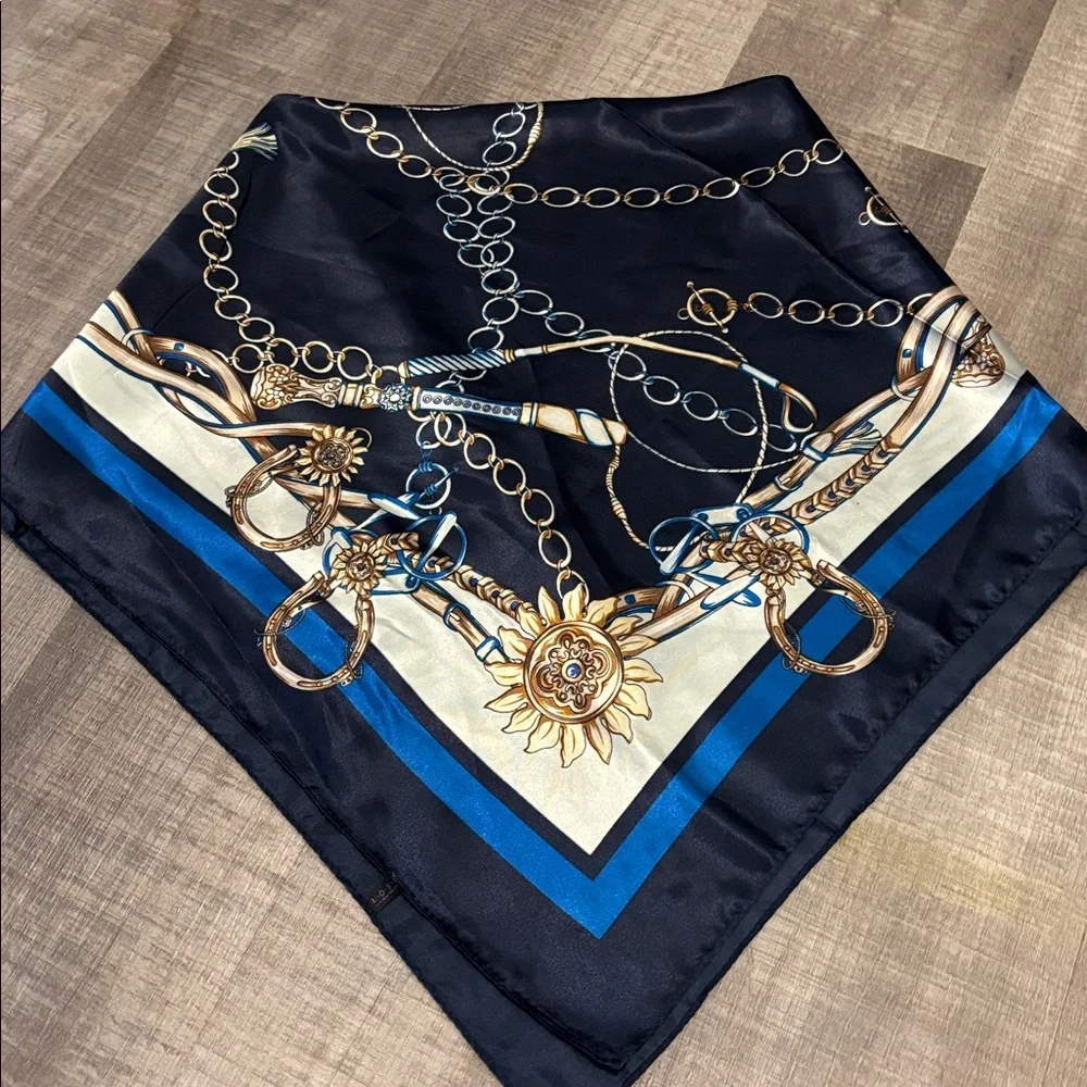 Amazon Blue Scarf